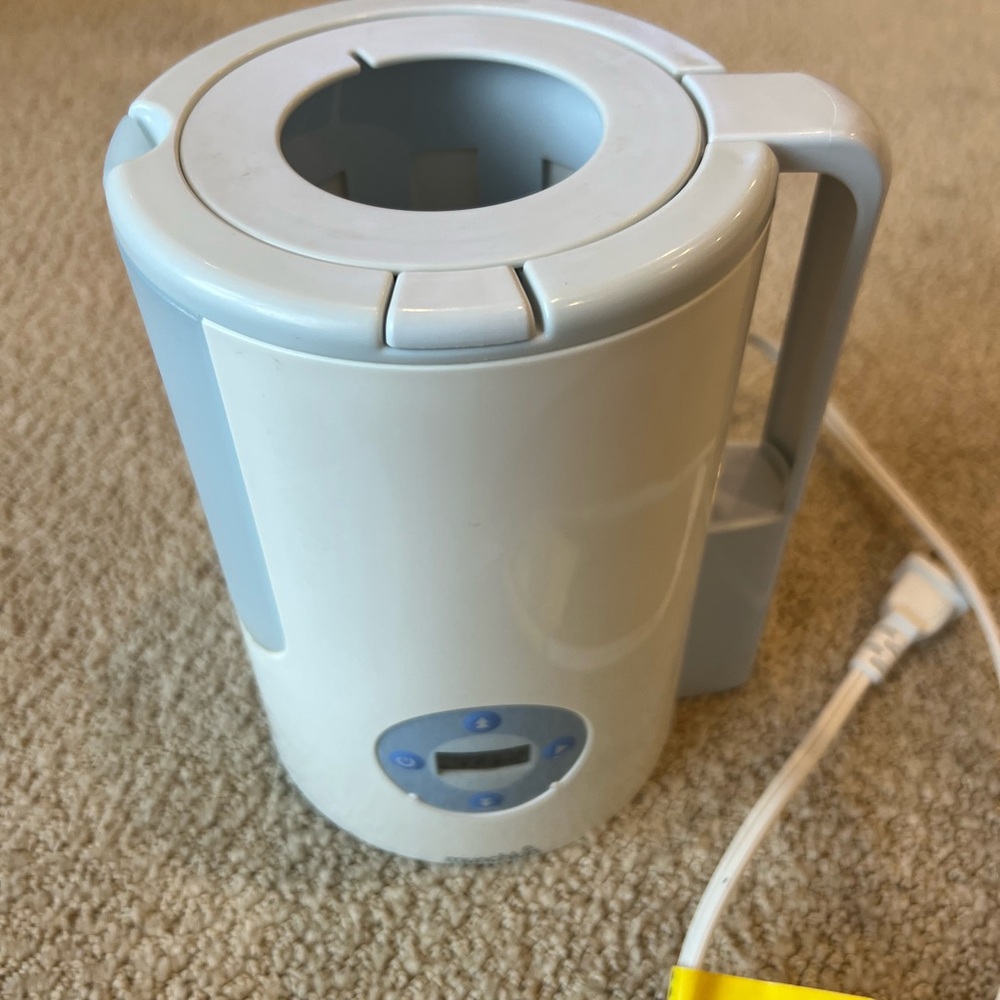 Munchkin bottle warmer